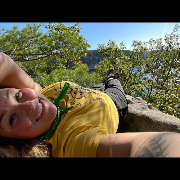 Meet your Posher, Jamie - Picture 2 of 13